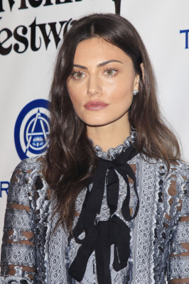 Phoebe Tonkin pic #827293