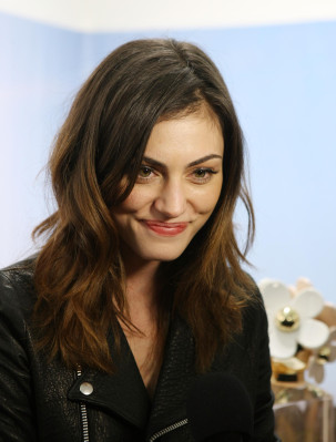 Phoebe Tonkin pic #680984