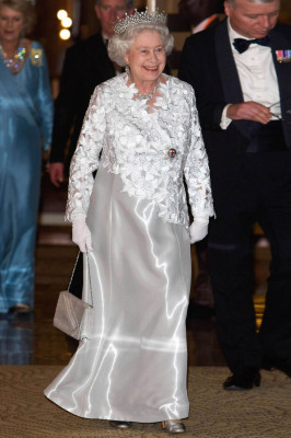 Queen Elizabeth ll  pic #596079