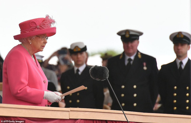 Queen Elizabeth ll  pic #1144081