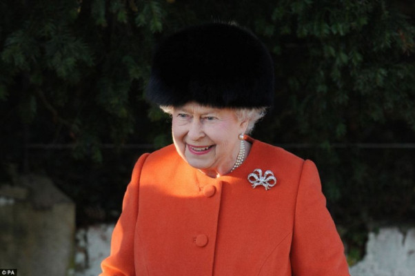 Queen Elizabeth ll  pic #658436