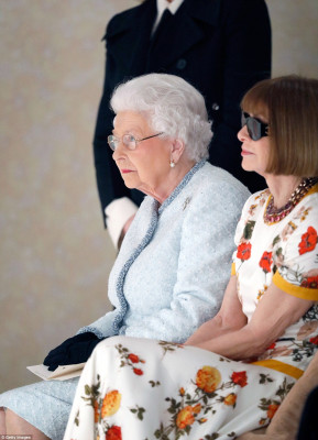 Queen Elizabeth ll  pic #1013014