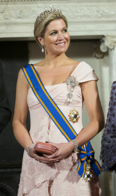 Queen Maxima of Netherlands pic #684573