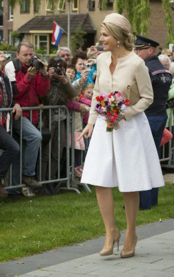 Queen Maxima of Netherlands pic #715455
