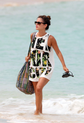 Rachel Bilson pic #600001