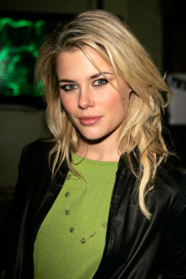 Rachel Taylor pic #225889