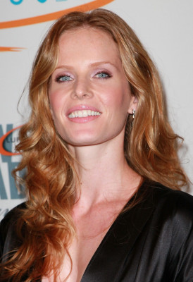 Rebecca Mader pic #848408