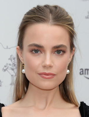 Rebecca Rittenhouse pic #1051389