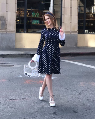 photo 5 in Renee Olstead gallery [id1123044] 2019-04-18 00:00:00