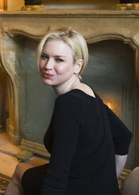 photo 15 in Renee Zellweger gallery [id204636] 2009-11-24 00:00:00