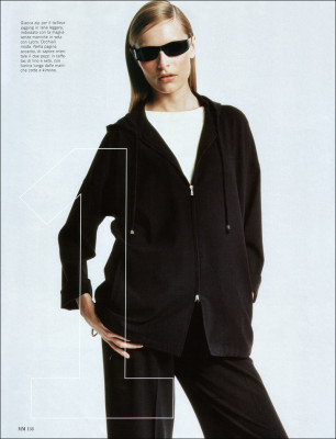 Rie Rasmussen pic #3689