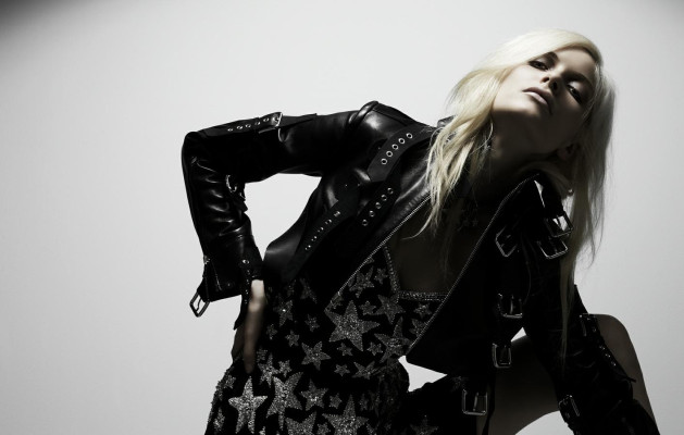Rie Rasmussen pic #437651