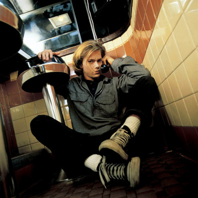 photo 28 in River Phoenix gallery [id31008] -0001-11-30 00:00:00