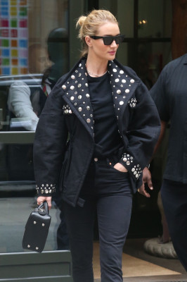 Rosie Huntington-Whitely pic #1112129