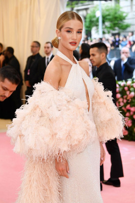 Rosie Huntington-Whitely pic #1131235