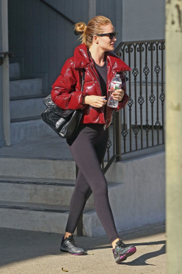 Rosie Huntington-Whitely pic #997187