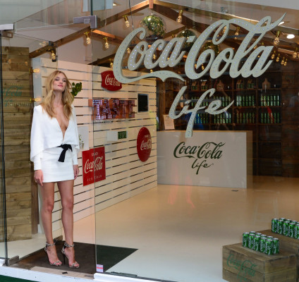 Rosie Huntington-Whitely pic #730593