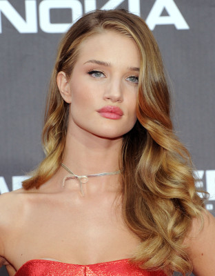 Rosie Huntington-Whitely pic #431801