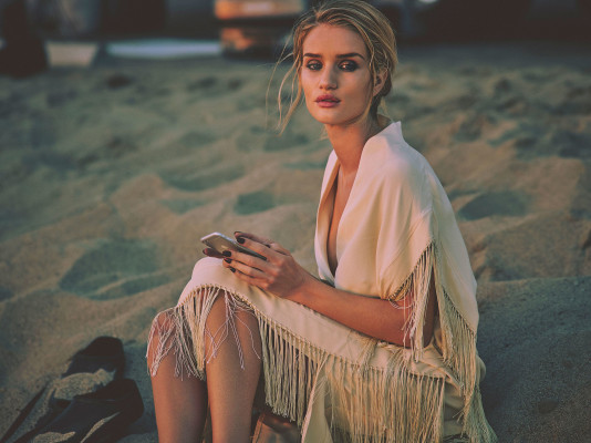 Rosie Huntington-Whitely pic #818712