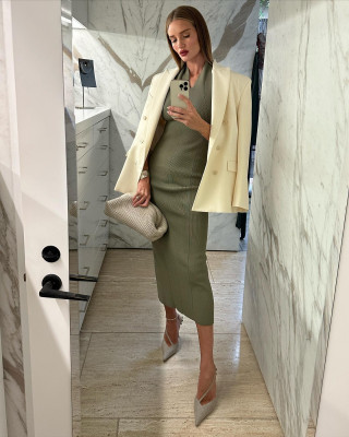 Rosie Huntington-Whitely pic #1333400