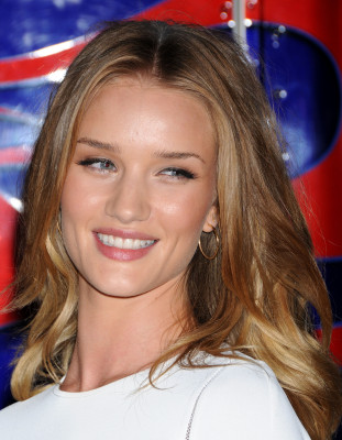 Rosie Huntington-Whitely pic #378002
