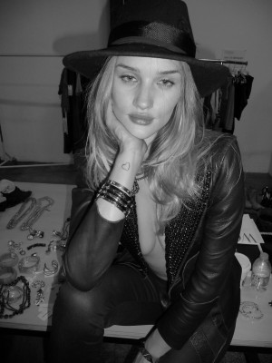 Rosie Huntington-Whitely pic #386998