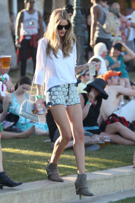 Rosie Huntington-Whitely pic #480482