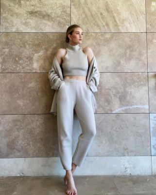 Rosie Huntington-Whitely pic #1252757