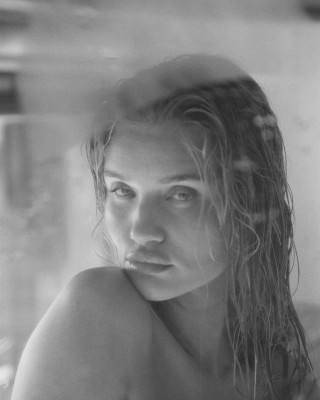 photo 21 in Rosie Huntington-Whitely gallery [id1242938] 2020-12-10 00:00:00