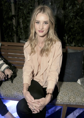 Rosie Huntington-Whitely pic #592686
