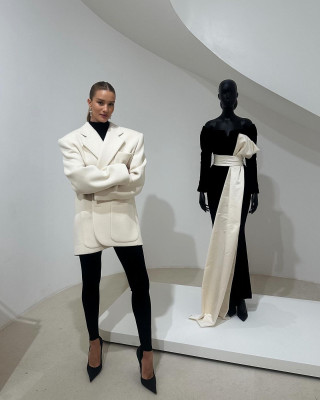 photo 24 in Rosie Huntington-Whitely gallery [id1344562] 2024-02-22 00:00:00