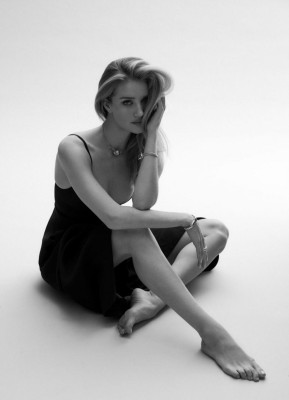 Rosie Huntington-Whitely pic #1202076