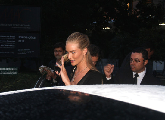 Rosie Huntington-Whitely pic #500965