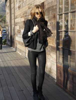 Rosie Huntington-Whitely pic #431669