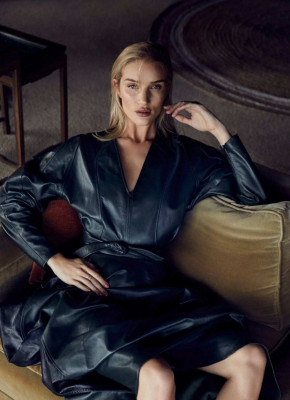 Rosie Huntington-Whitely pic #1039207