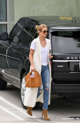 Rosie Huntington-Whitely pic #851066