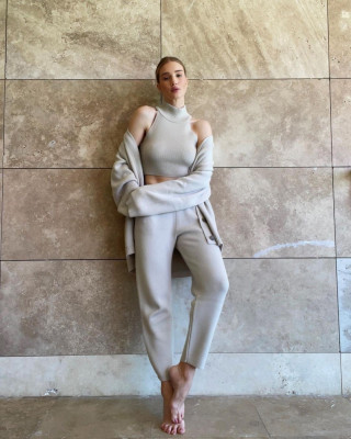 Rosie Huntington-Whitely pic #1252761
