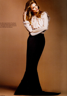 Rosie Huntington-Whitely pic #461188