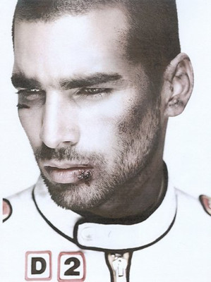 Ruben Cortada pic #489779