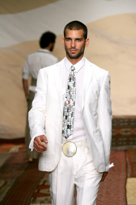 Ruben Cortada pic #450618