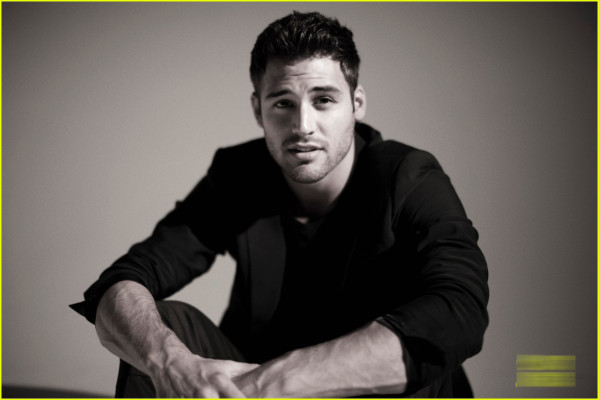 Ryan Guzman pic #522057