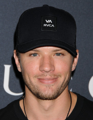 Ryan Philippe pic #425522