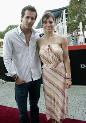 photo 13 in Ryan Reynolds gallery [id239995] 2010-03-05 00:00:00