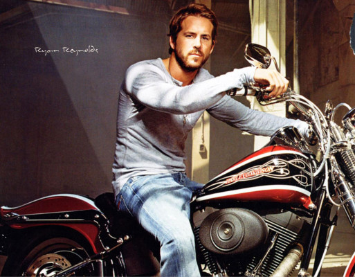 photo 9 in Ryan Reynolds gallery [id304587] 2010-11-17 00:00:00