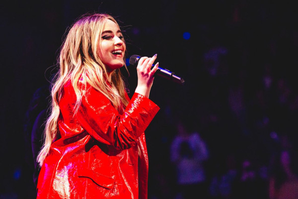 photo 27 in Sabrina Carpenter gallery [id1091059] 2018-12-26 00:00:00