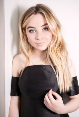 Sabrina Carpenter pic #877328
