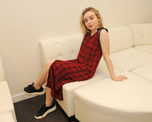 Sabrina Carpenter pic #899045