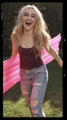 Sabrina Carpenter pic #1028061
