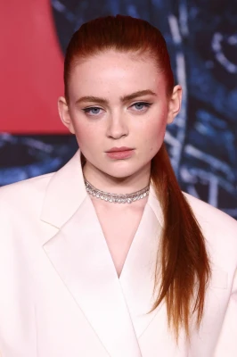 photo 15 in Sadie Sink gallery [id1305379] 2022-07-15 00:00:00