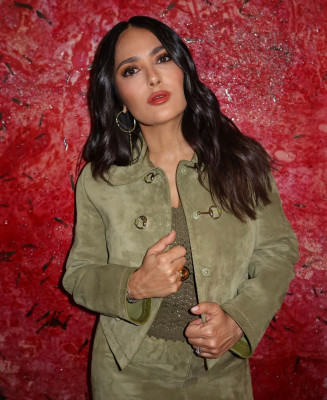 Salma Hayek pic #1355290